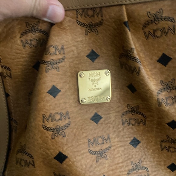 Mcm tote bag with sling - Picture 3 of 9